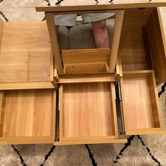 ドレッサー兼ローテーブルの画像