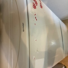 【10/18.19取りに来てくれる方大歓迎】1人暮らし用冷蔵庫の画像