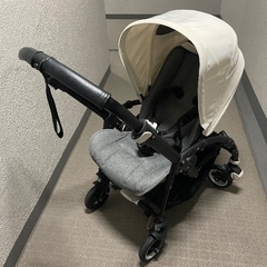 【カオさま専用】bugaboo バガブー　bee5の画像