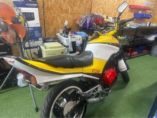 バイク vt250f   mc08