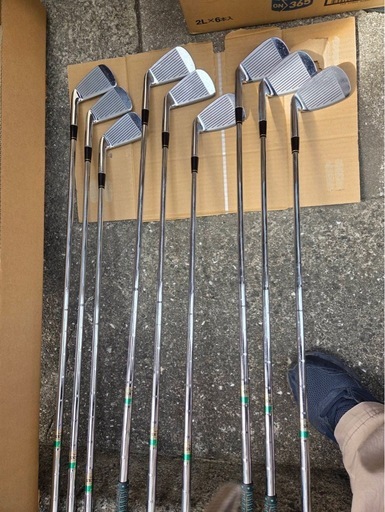 【ゴルフ】　　ホンマ　アイアンセット