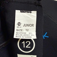 ★新品未使用★ZEAK(ジーク)ウエットスーツ junior（ジュニア）12号サイズの画像
