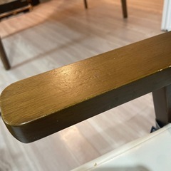 ダイニングテーブル、椅子4脚セットの画像