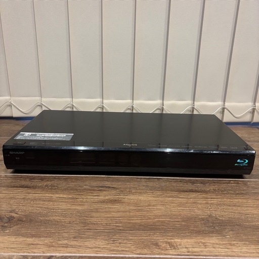 【完動品】SHARP BD-W500 Blu-rayレコーダー