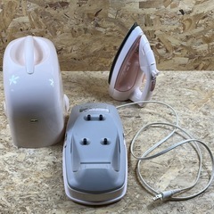 サンヨー コードレススチームアイロン A-LT4 動作OK 中古品の画像