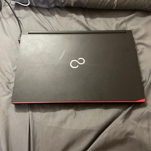 FUJITSU のノートパソコン