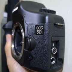 ジャンク　canon eos 5D ★外観は新品のようの画像