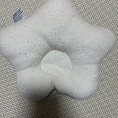 西松屋　ベビー枕　寝具　星　白　絶壁対策　赤ちゃん　ベビー用品　ドーナツ枕　の画像