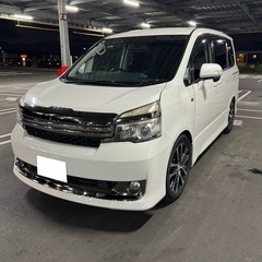 京都府奈良県名義変更無料　70ヴォクシー　後期　G'S   車検長い　フローティングナビ　7人乗りの画像
