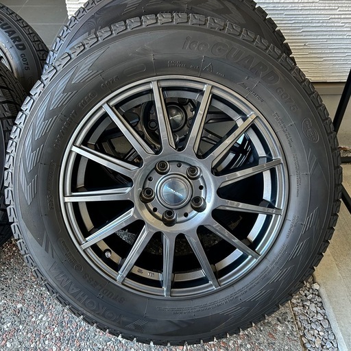 【美品】スタッドレスタイヤ ice GUARD G075 ホイル付き 4本 2019年 引取り限定 CX5
