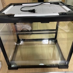 【暖突付き】ガラスケージの画像