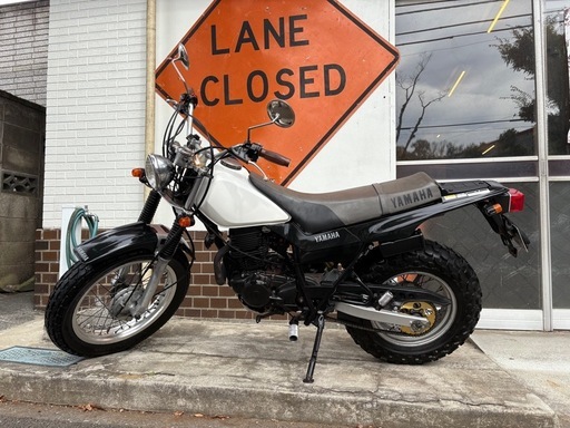 商談中　❣️希少❣️ノーマル　YAMAHA 　TW200 ホワイト