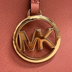 MICHAEL KORS ピンクハンドバッグの画像