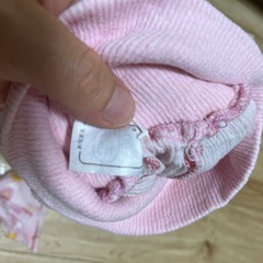 西松屋✨さらっと素材✨腹巻き付きパンツ✨セットアップパジャマ✨上下セット✨の画像