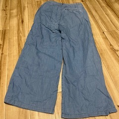 GU✨麻使用✨サラッと素材✨ワイドパンツ✨フレアパンツ✨デニム風✨の画像