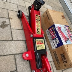 【現状品】フロアージャッキ 2トン 油圧式の画像