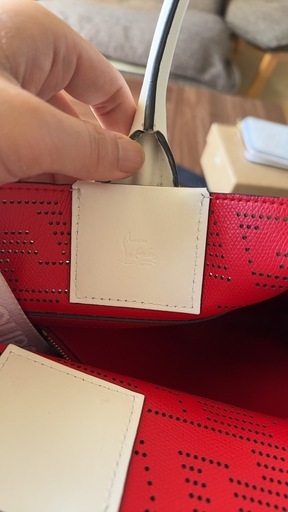 ルブタン　バック