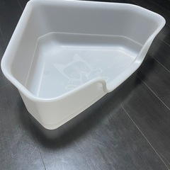 ライオン商事 コンパクトコーナー猫トイレ　+　90Lゴミ袋8枚の画像