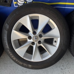 215/60R17冬タイヤトヨタ純正ホイール4本セット2018年製ミシュランの画像