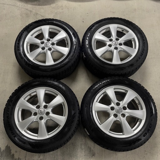 215/60R17 バリ溝冬タイヤアルミ4本セット！TOYO2022年製