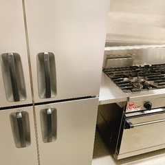 【調理バイト🍳】ネイル ピアス 髪色自由 ダブルワークOK 外国人歓迎【新宿】の画像