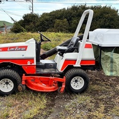 クボタ 大型草刈機/大型芝刈機 ロータリーモア 集草BOX付き ディーゼルエンジン AMX3MA セル付き 実動 静岡県 富士市発 下取り可能 陸送可能の画像