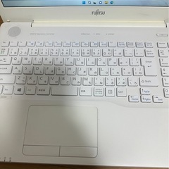 富士通AH49/B2 i5第7世代メモリ8GB SSD128GB Office2024付きの画像