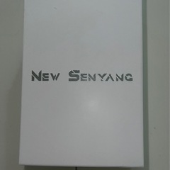 LEDディスプレイ付きのワイヤレスイヤホン　の画像