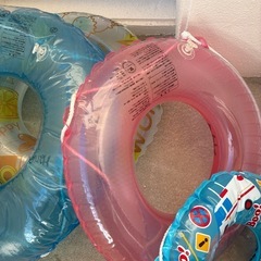 浮き輪四つ！の画像