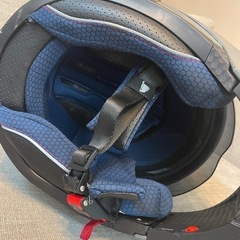 バイクのヘルメットの画像