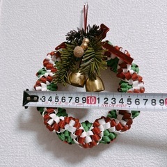 クリスマスリース リボンベル付きの画像