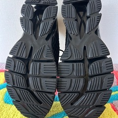 新品ランニングシューズの画像