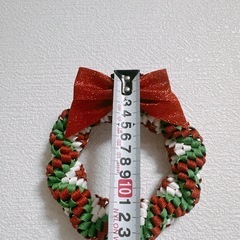 クリスマスリース リボン付きの画像