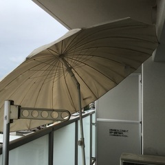 IKEA ビーチパラソル　SAMSOの画像