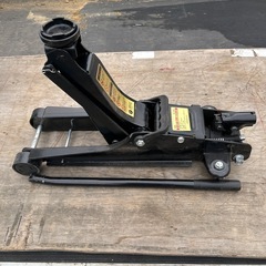 ローダウン車対応ジャッキ2t
の画像
