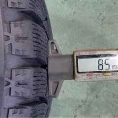 レヴォーグVM4型 冬用スタッドレスタイヤ&ホイール(215/50 R17)+油圧ジャッキの画像