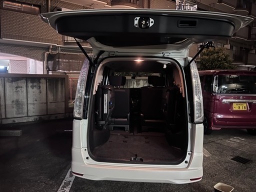 Nissan セレナ h25