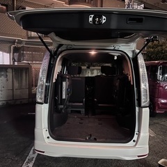 Nissan セレナ h25の画像