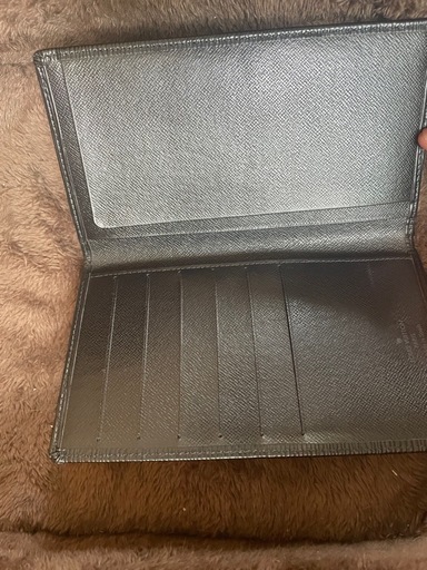 ルイビトン　エピ　長財布
