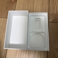 iPhone8空箱の画像