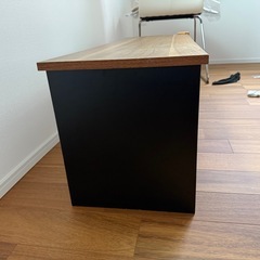 テレビボードの画像