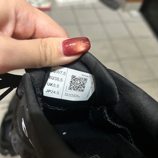 スニーカー on Cloud X4【正規品】24.5cm