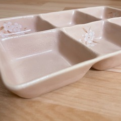 陶器仕切り皿 桜 和食器の画像