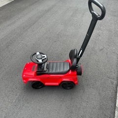 子供の乗用車の画像