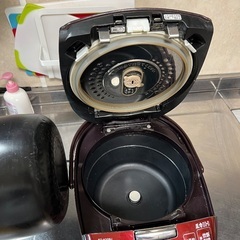 日立 圧力IHジャー炊飯器 RZ-H10BJ 5.5合炊 レッド　2019年の画像