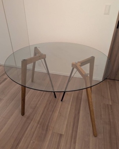 円形ダイニングテーブル