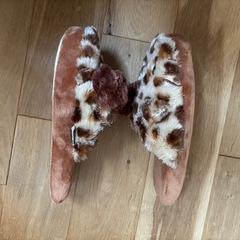 ハローキティ ヒョウ柄フリーススリッパ 約26cm 非売品の画像