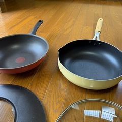 ガス専用深型フライパン 28cm2点と蓋2点の画像