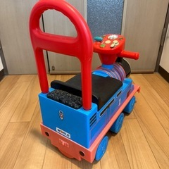 機関車トーマス　乗用玩具の画像