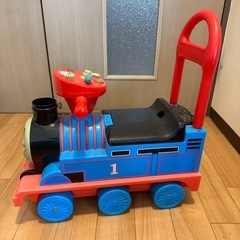 機関車トーマス　乗用玩具の画像